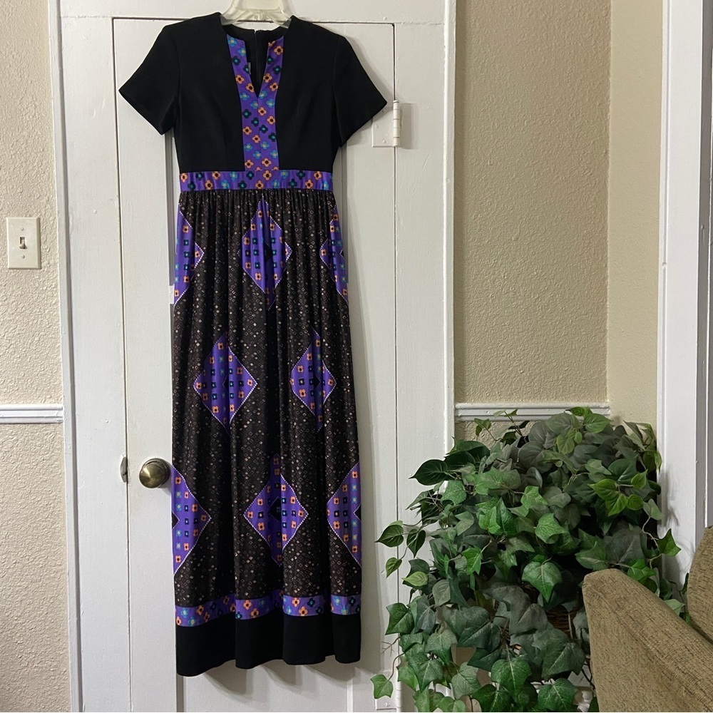 🌼Vintage 70’s Domino Maxi “Flower Power” Maxi Dress